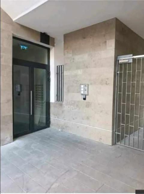 New Building In The Hearth Of Free Parking Apartment Budapest