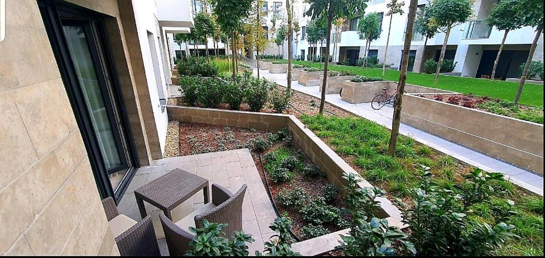 New Building In The Hearth Of Free Parking * Budapešť